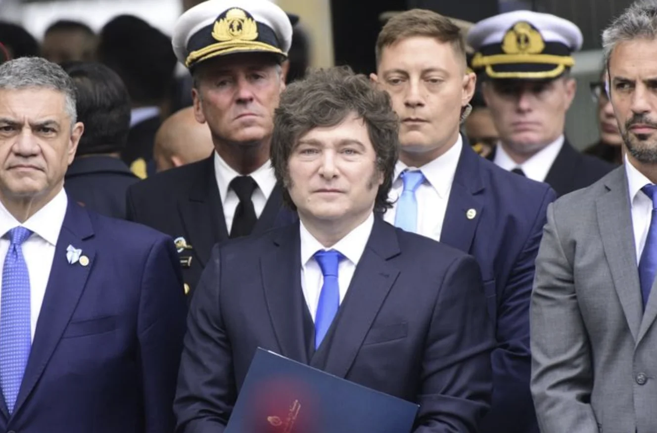Malvinas: Milei propuso el modelo de Hong Kong para recuperarlas en una entrevista con The Economist
