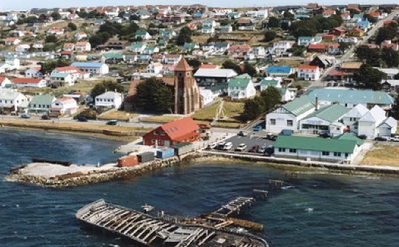 Polémica por Malvinas: cadena británica Iceland abrirá tienda en Puerto Argentino