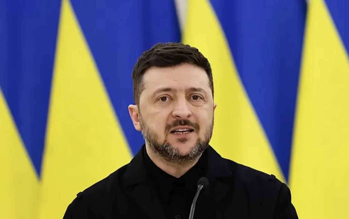 Zelenski: "Elecciones en Ucrania durante la guerra serían un tsunami"