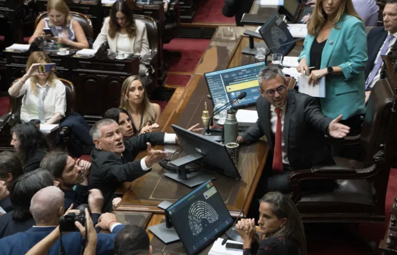Endeudamiento familiar: la oposición presiona a Javier Milei en el Congreso