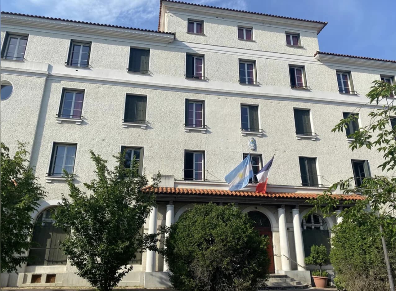 Casa Argentina en París: piden investigar expulsiones y vínculos con la ultraderecha