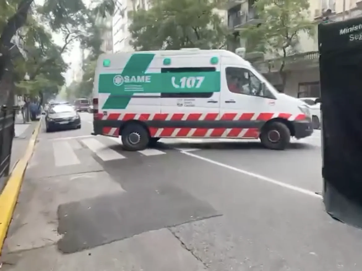 Un hombre murió atropellado por un colectivo en Retiro
