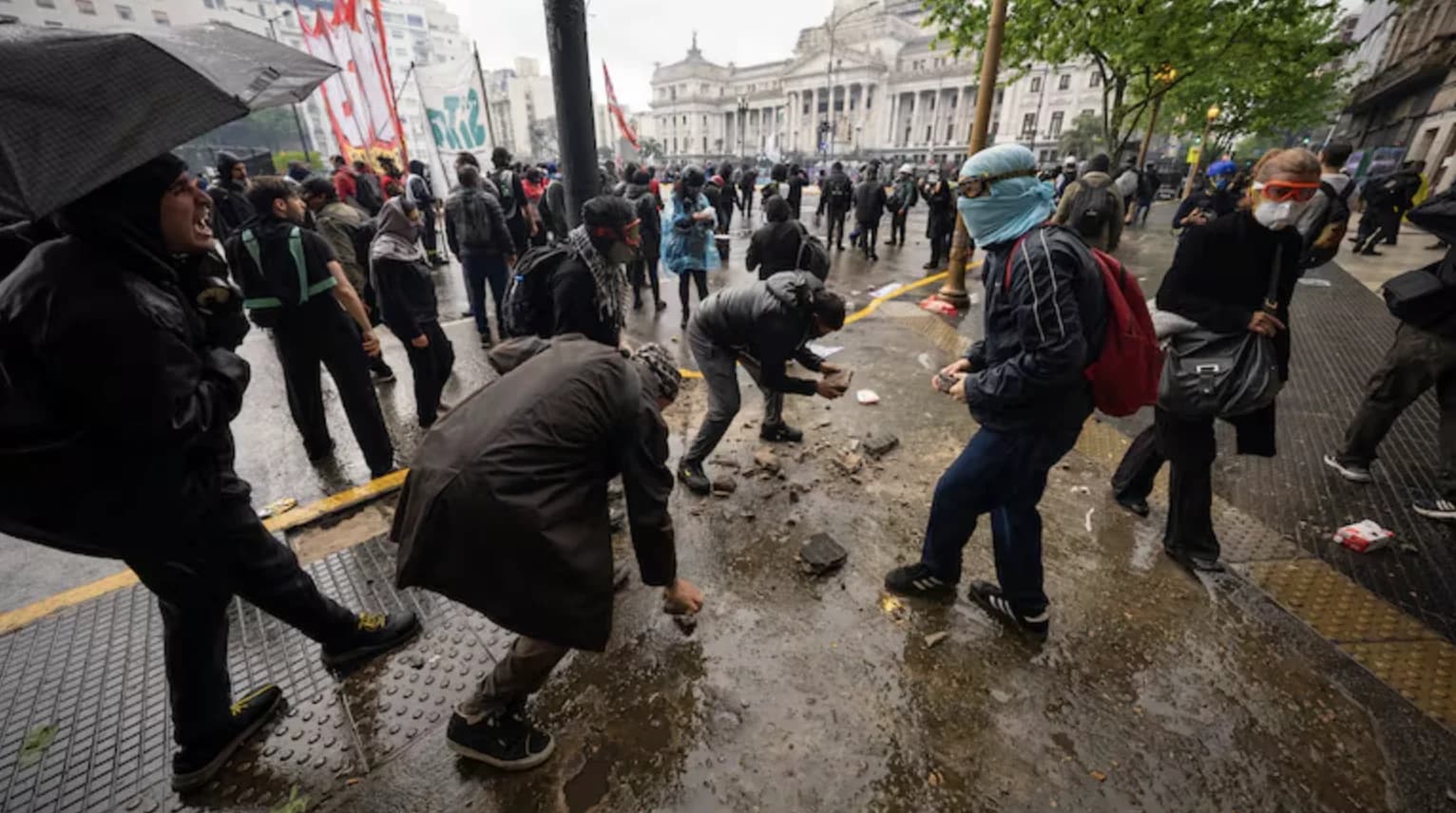 Marcha universitaria: denuncia penal por destrozos de $90 millones