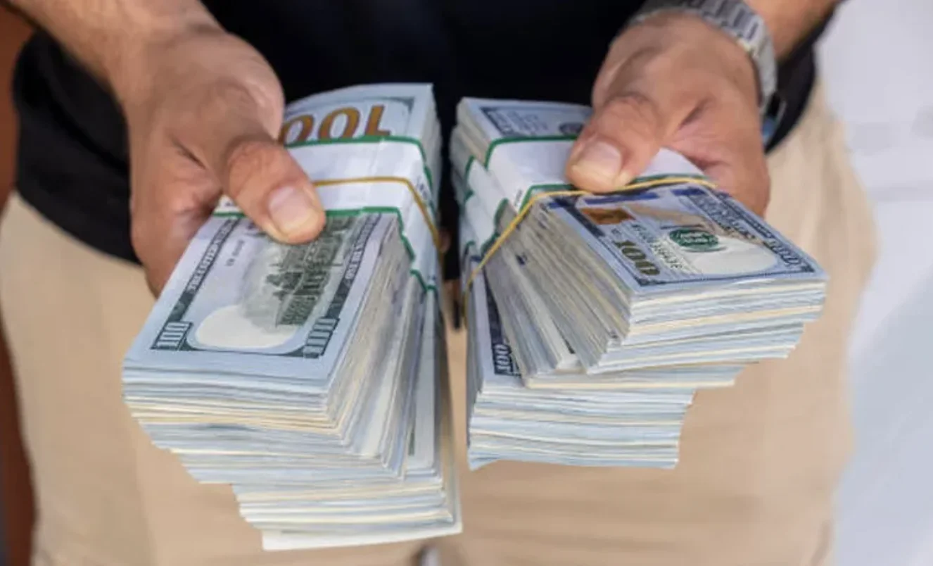 Dólar: julio tuvo el segundo mayor número de compradores de la era Milei