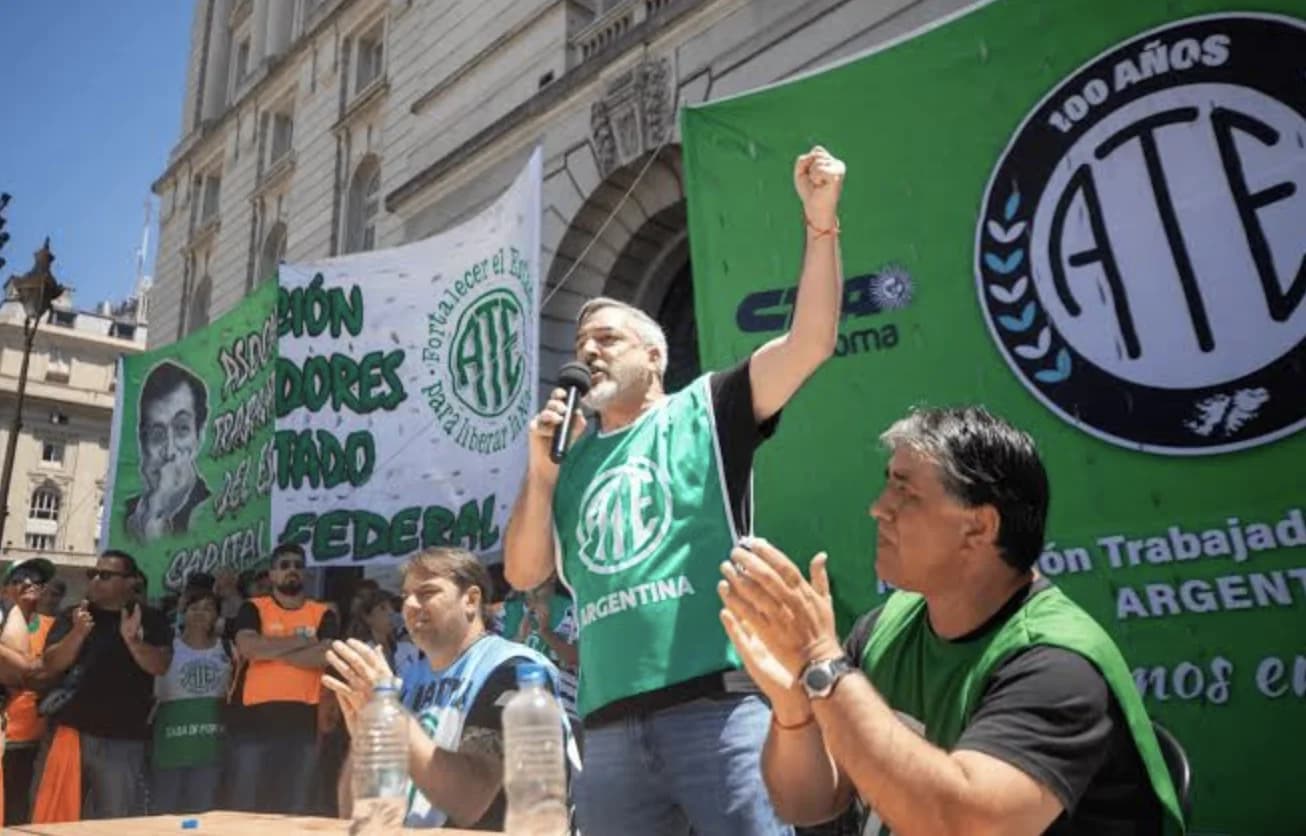 ATE pide examen médico a Javier Milei y habla de psicosis